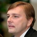 нилов